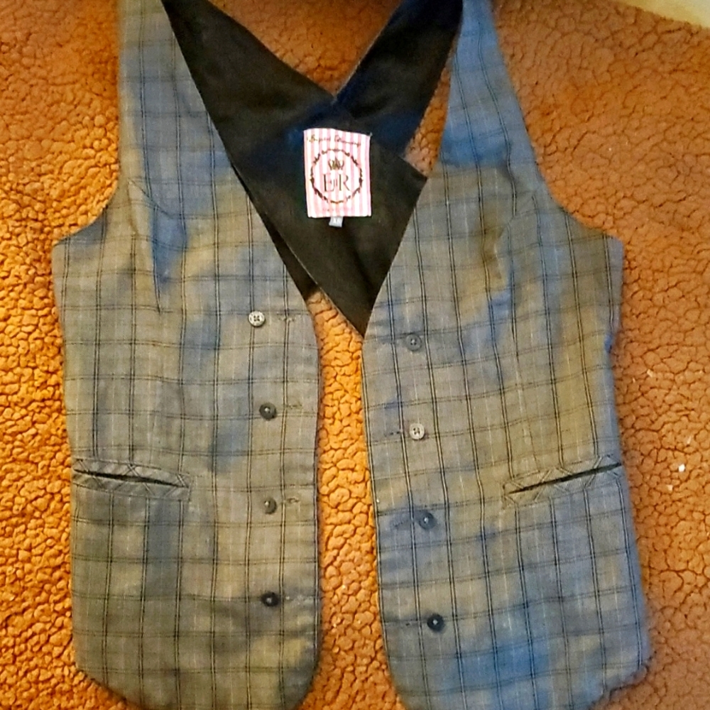 English laundry grey vest English rose